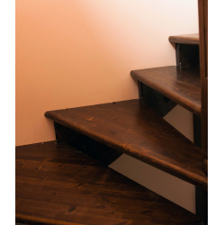 Kāpnes ar pagriezienu 180° 2