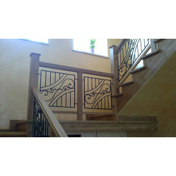 Kāpnes ar laukumu 180° 2