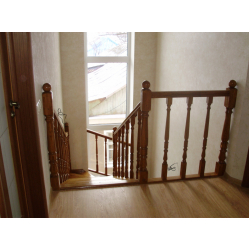 Kāpnes ar pagriezienu 180° 2