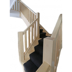 Baltā oša koka kāpnes