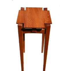 Lacewood koka žurnālu galds