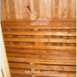 Melnalkšņa koka pirts lāvas.