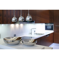 Virtuves mēbeles, fasādes - palisandra finierējums