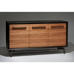 Skapītis ar zebrano finierējuma durvīm